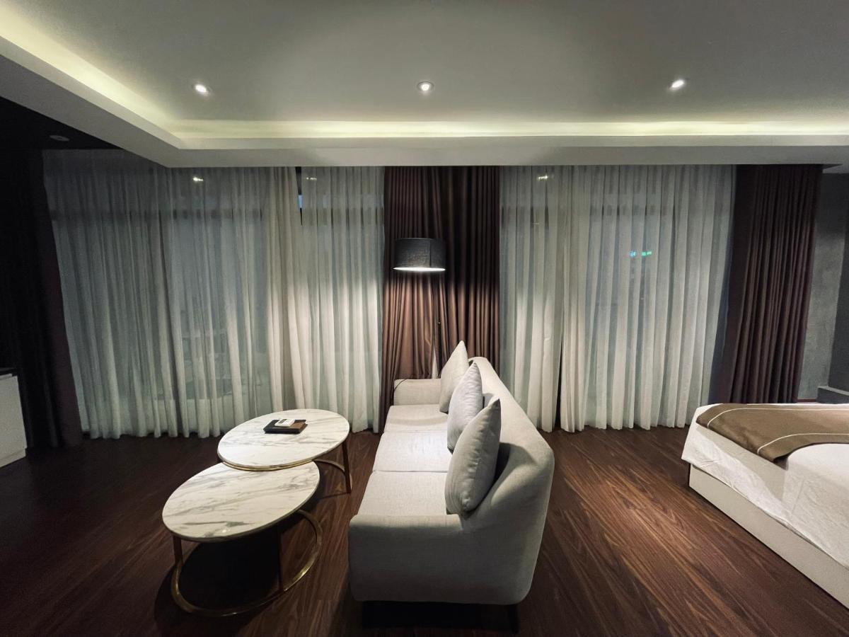 Kp Hotel Can Tho Bagian luar foto